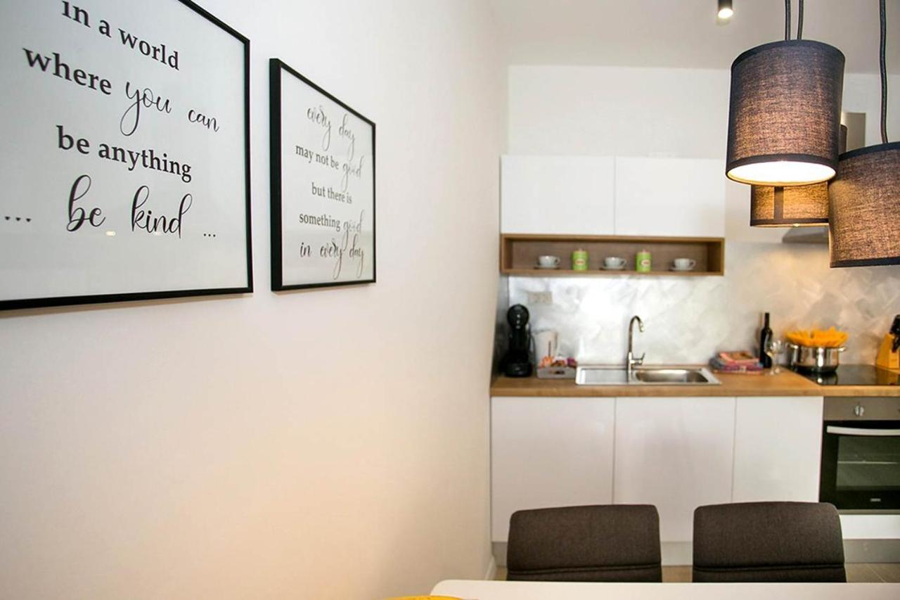 Apartment Sweet Daisy With Parking Zadar Buitenkant foto