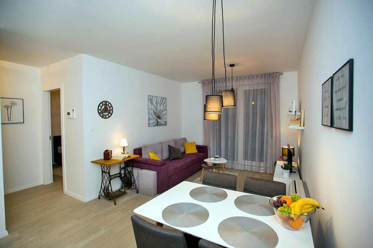 Apartment Sweet Daisy With Parking Zadar Buitenkant foto
